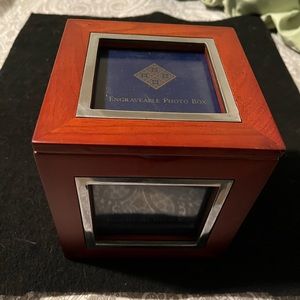 Cherry wood photo cube